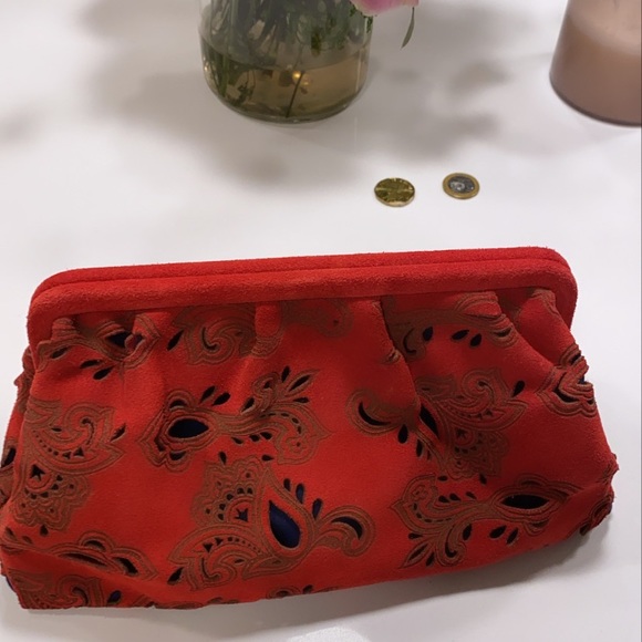 Suede red clutch - Picture 1 of 4